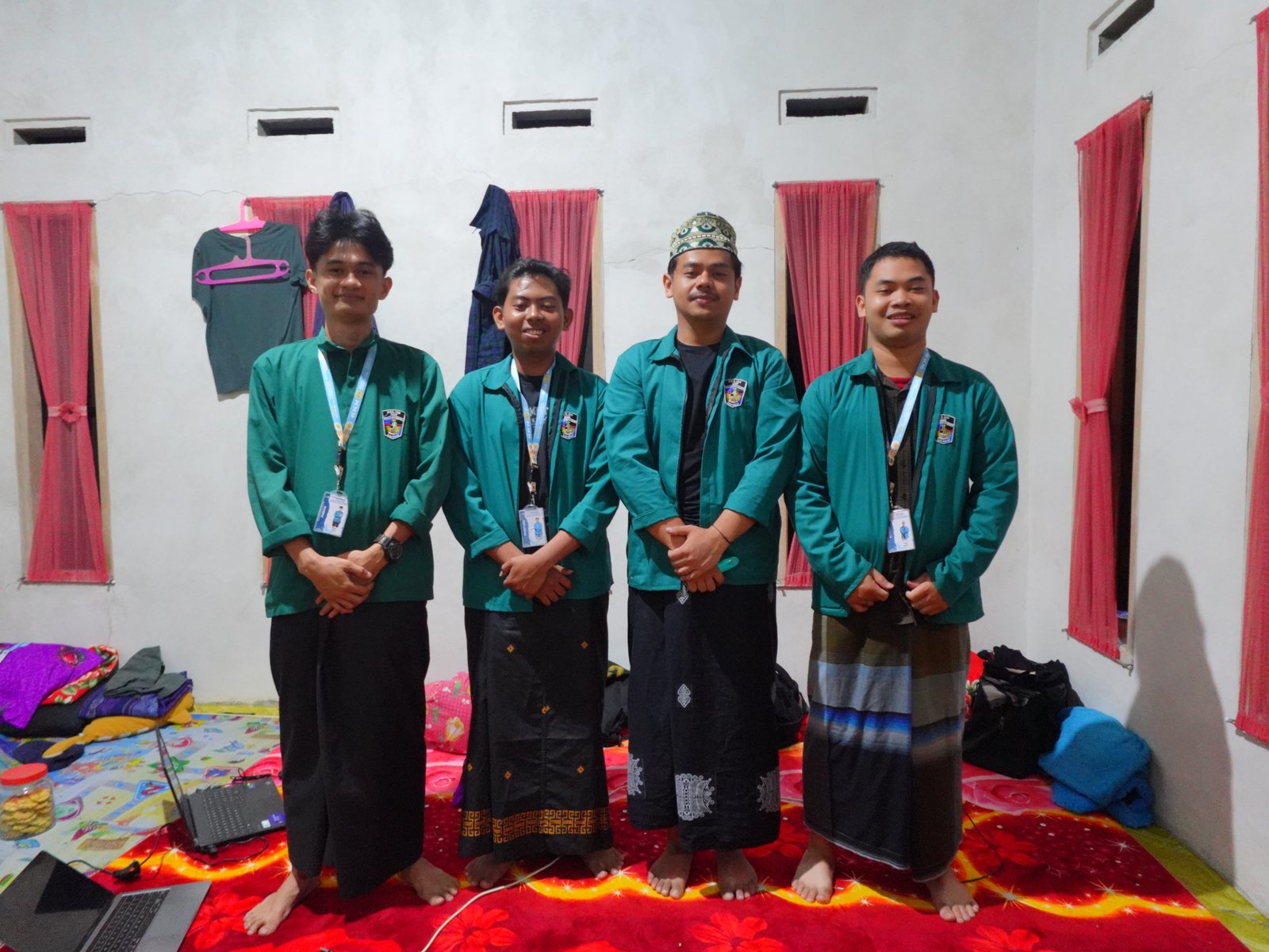 4 Ustad berkunjung desa biangloe